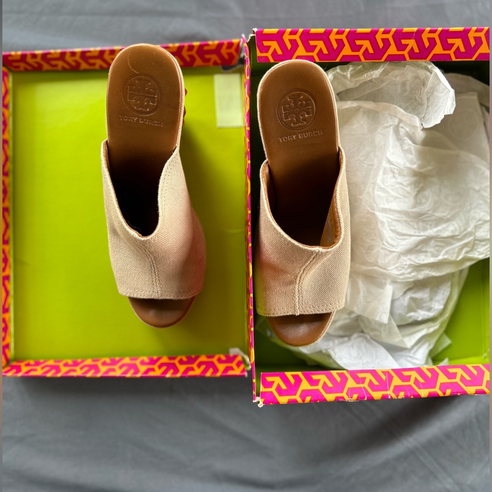 IN BOX TORY BURCH SHOES